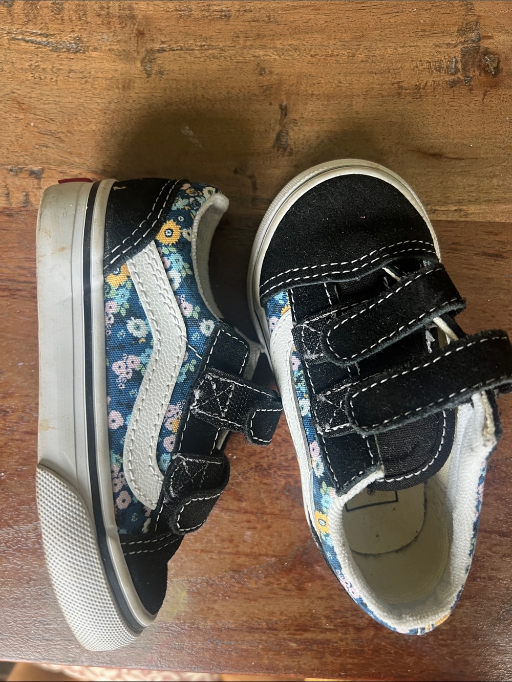 Vans Kids Floral Velcro Sneakers